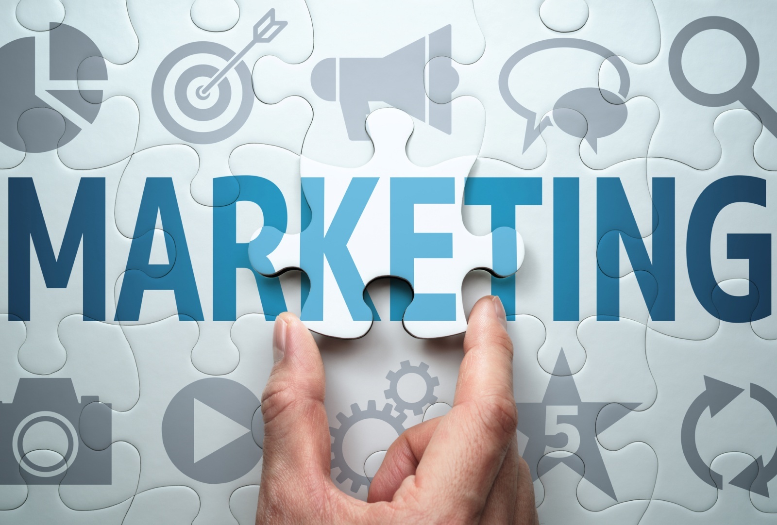 Bureaufolk tror på kreativitet. Men tror de også på marketing?